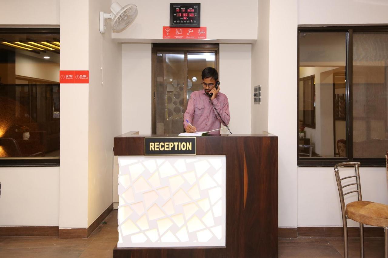 Capital O 36691 Hotel Aashirwad Inn Jabalpur Ngoại thất bức ảnh